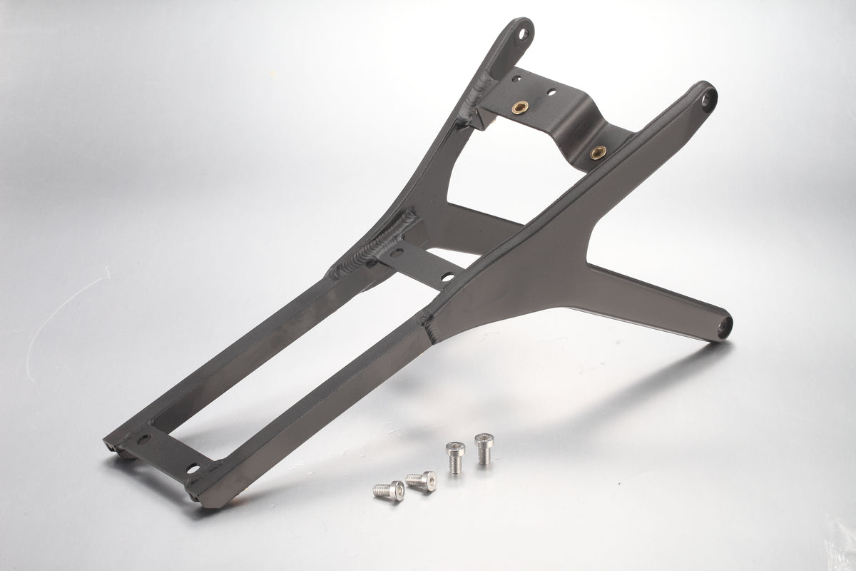 SHE7042 - Subframe w/ bolts - All Models